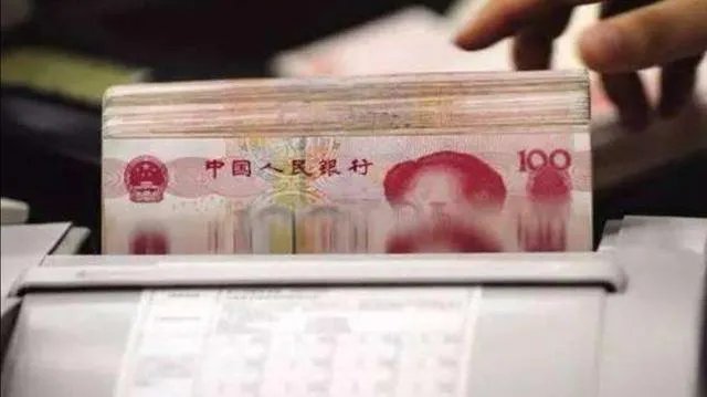 老公月薪5000元用于储蓄,我的月薪2000元用于日常花销,家庭收入这样分配有何利弊?怎样才是比较合理的?