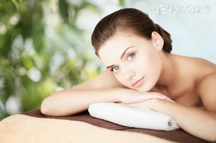 颈部的护理方法_如何做好颈部保养