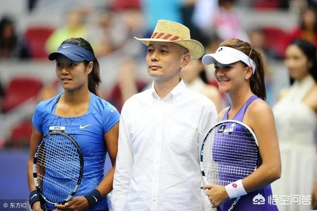 女子网球前世界第二名拉德万斯卡宣布退役，如何评价这位波兰女名将？