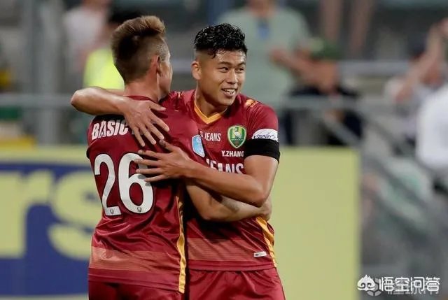 如何看待张玉宁坚持在荷兰踢球？