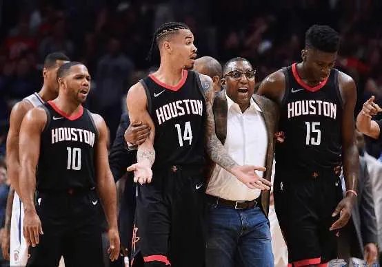 小弟为大哥挡枪？阿里扎格林被禁赛两场！这次联盟对火船大战的处罚你怎么看？