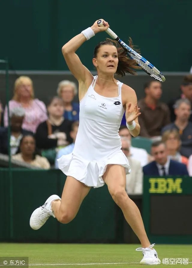 女子网球前世界第二名拉德万斯卡宣布退役，如何评价这位波兰女名将？