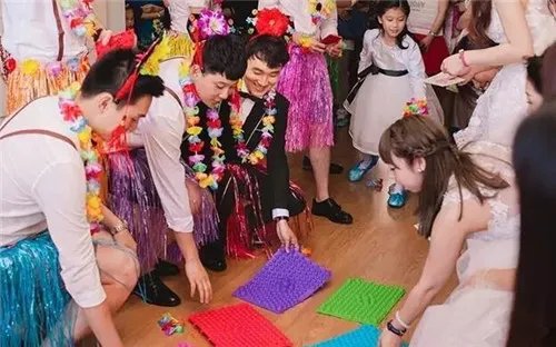 闹洞房招数图片 农村闹洞房招数有哪些