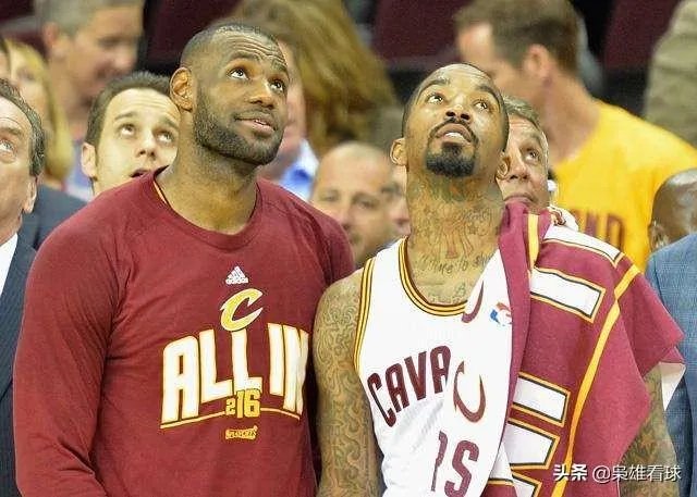 如果JR加入湖人队,能够给湖人队带来多大帮助?