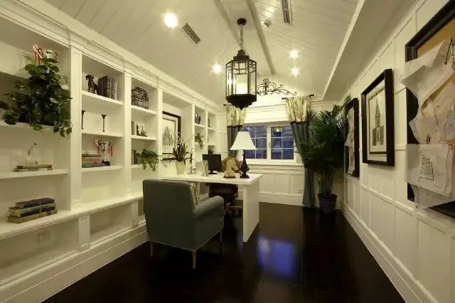 看多了美式乡村别墅,来欣赏一下英伦风的乡村风格吧!