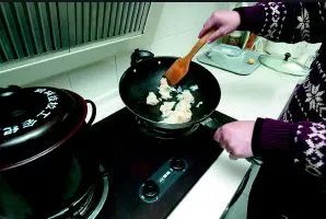 锅王胡师傅是骗局吗,究竟怎么回事?