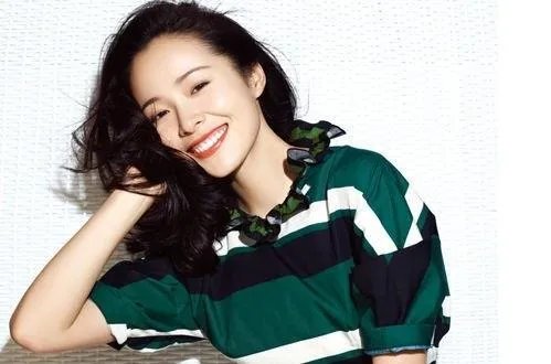 有没有人跟我一样觉得江一燕很漂亮的？