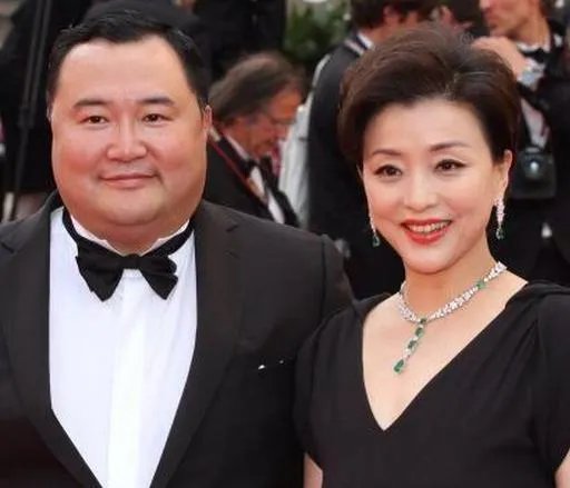 杨澜的丈夫吴征去世了吗  为何她说丈夫成就了她