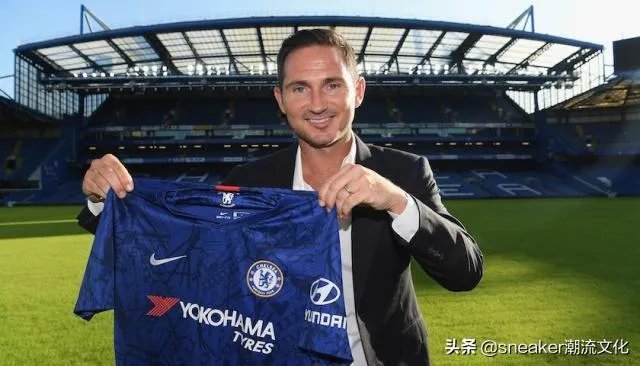 切尔西官方宣布:传奇球星兰帕德出任球队主教练。对此你怎么看?