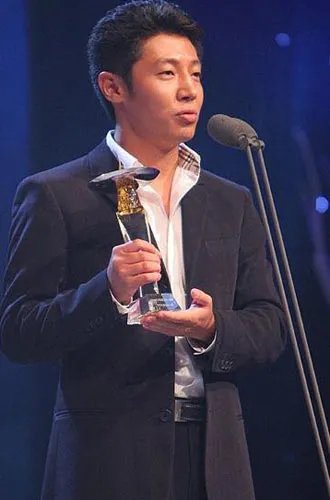 为什么撒贝宁张绍刚这样的严肃主持人，最后都转向的娱乐节目？