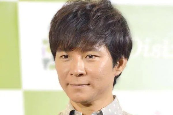 佐佐木希拒绝离婚，为什么她身边很多人劝她离婚？