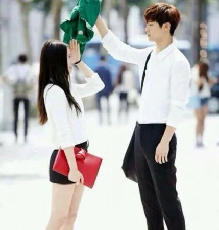 继承者们伊灿荣图片 扮演者姜敏赫迅速走红