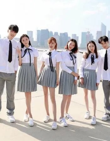 据韩媒报道，当地31所女校限制内衣颜色，这种不合理的规定是否该被废除？