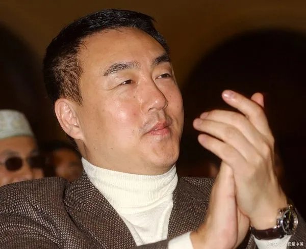 郎昆与刘岩结婚了吗？