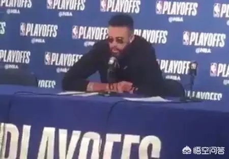 本赛季季后赛马刺打勇士G1中麦基担任首发中锋，会有奇效嘛？