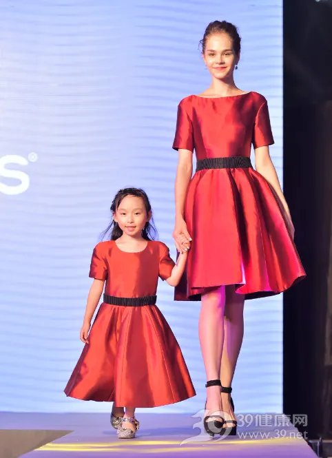 全球奶粉盛宴 惠氏BabyNes高定营养概念引关注