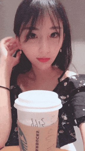 太涩了 准备用舌头去舔 看到了自己的动态图