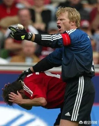 贝尔推开上来庆祝的巴斯克斯，西媒曝料：因队友干涉其私生活让贝尔感到愤怒，你怎么看？