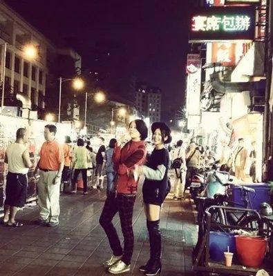 郭雪芙金希澈是什么夫妇？ 两人喝交杯酒等亲密举动引争议