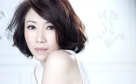 有句歌词叫“我向你飞”……请问是什么歌?