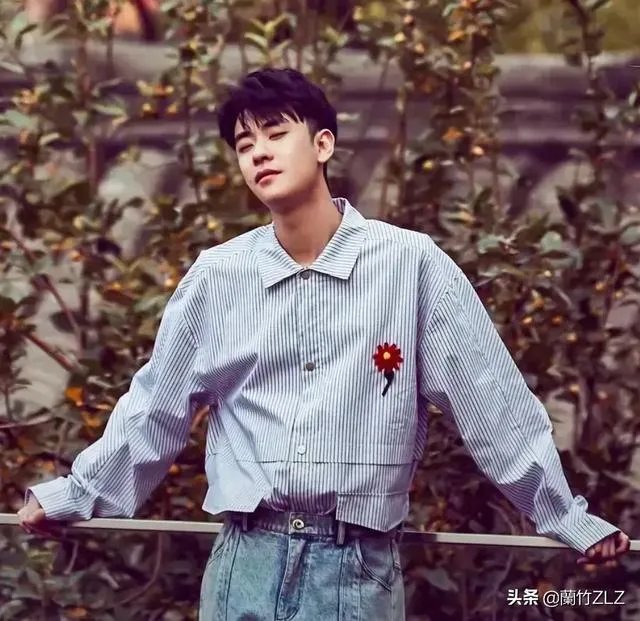 曲协有权谴责张云雷拿京剧名家砸挂吗？你怎么看？