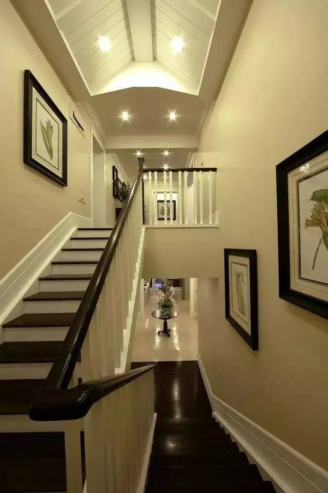 看多了美式乡村别墅,来欣赏一下英伦风的乡村风格吧!