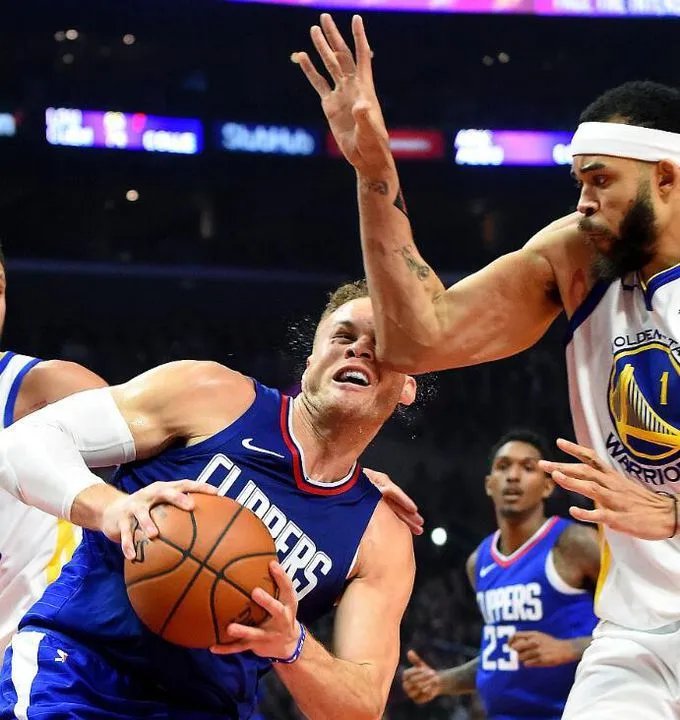 格里芬倒地抽搐，如何有效地在体育比赛中避免受伤？