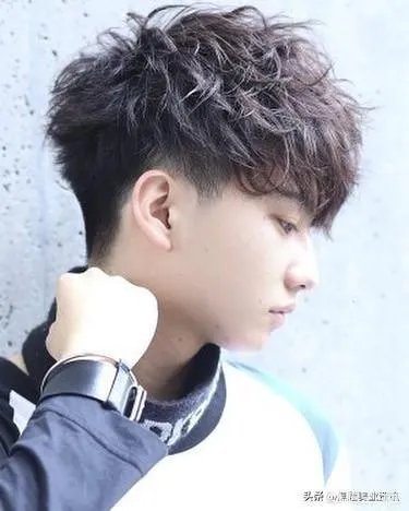 国字脸男士适合留什么发型?