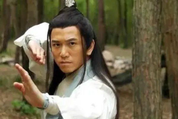 大旗英雄传的作者是谁？