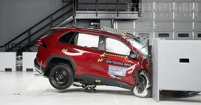 买车要看车的哪些方面？