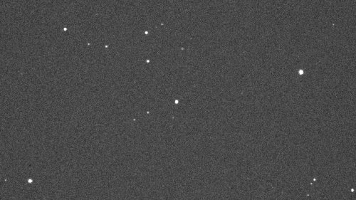 小行星飞掠地球发生的概率高吗？为何？