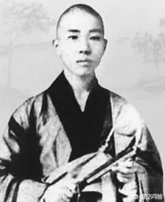 在杭州西湖孤山上，听说有一处苏曼殊墓遗址，现在还能找到吗？