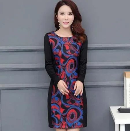 秋冬女生连衣裙该怎么穿好看？