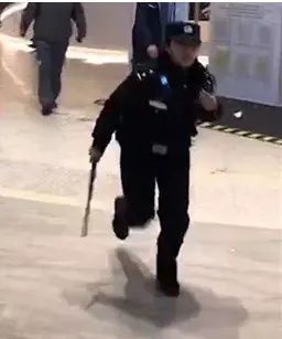 为什么说她是全中国最美的逆行者？