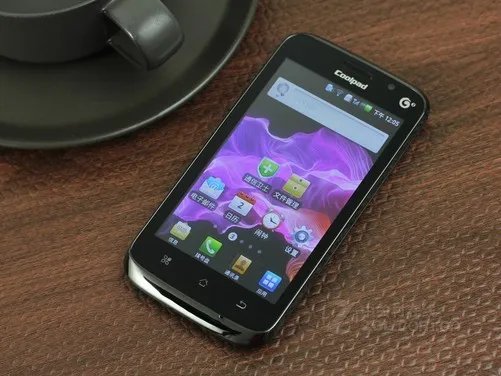 四核One X领衔 4月份新上市手机大盘点