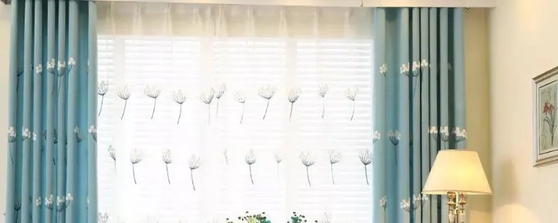 客厅小窗户用什么窗帘