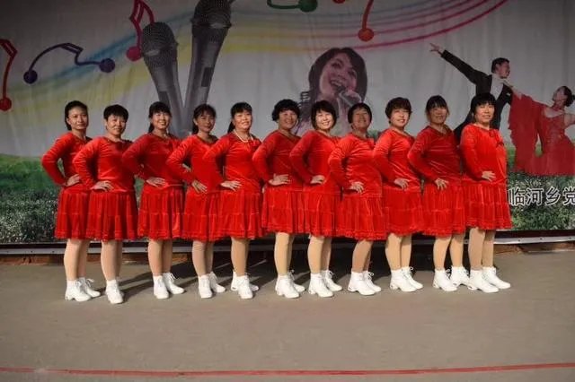 你听过哪些广场舞神曲?