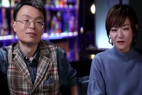 程璐和思文离婚的征兆是程璐在上台表演时就有端倪了吗？