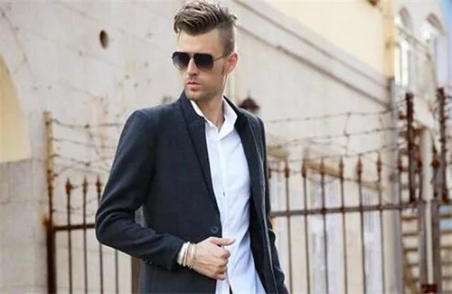 男生参加婚礼穿什么好 参加婚礼男士服装搭配攻略