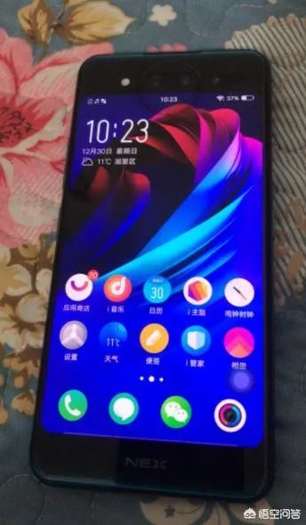 vivo NEX双屏版，除了双屏还有什么特点？