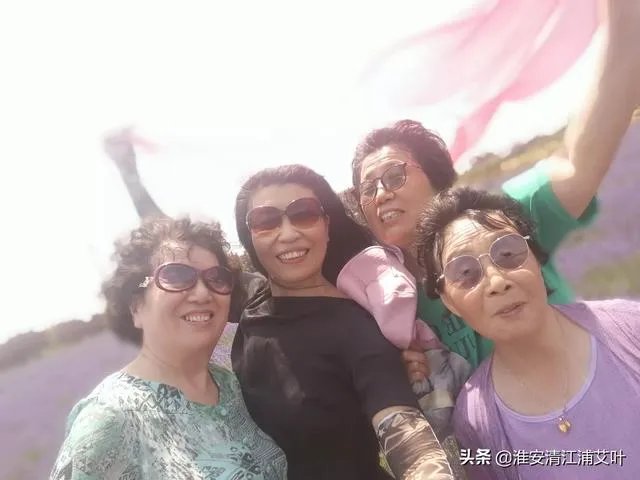 您是怎样喜欢上广场舞的，有没有一次偶然的原因呢？