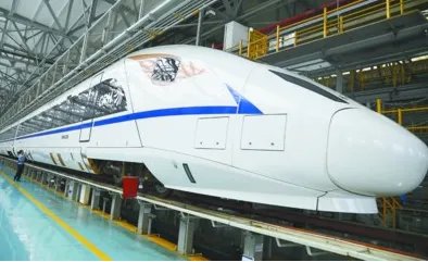 新型动车组亮相是真的吗?