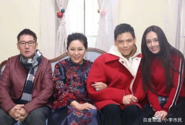 向佐和郭碧婷究竟是怎么认识的?