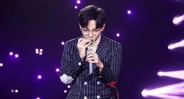 如何评价湖南卫视《歌手·当打之年》突围赛？你心中的排名是什么样的？