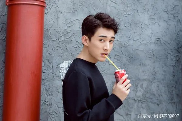 《琉璃》男配刘学义：演技颜值在线为何不红？