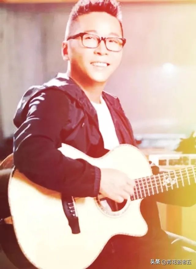 大家还记得唱《小芳》的李春波吗？为什么看不到了？