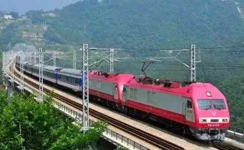 玉磨铁路安全事故的具体情况如何？