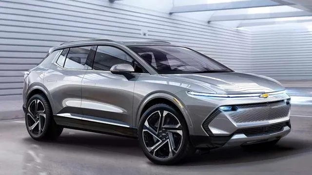 新款雪佛兰suv车型5座（年轻人首款纯电轿跑SUV）