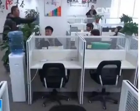 揭高额信用卡骗局是怎么回事？