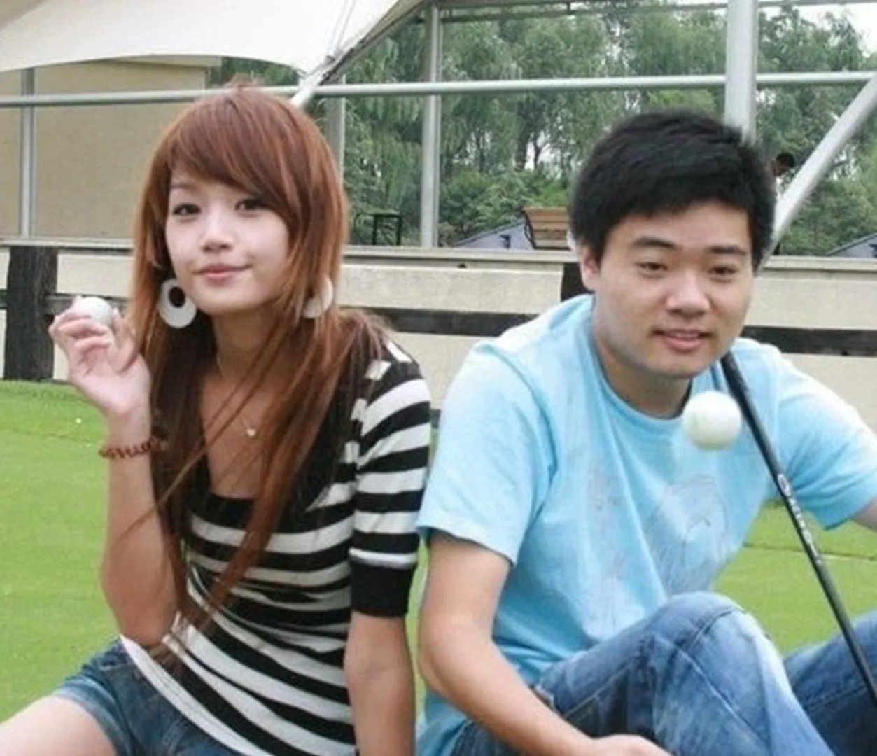 丁俊晖与“富二代”妻子张元元究竟有着怎样的爱情故事?